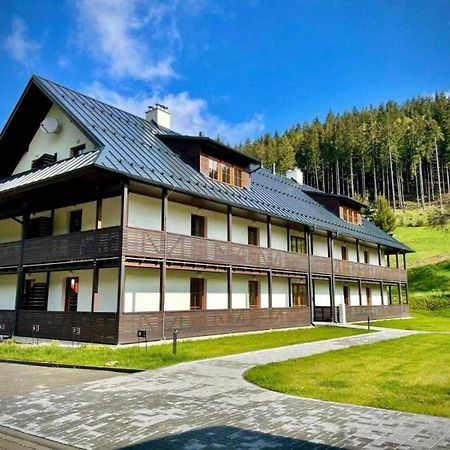 Apartmán NETA Velké Karlovice, Polanský Dvůr Exterior foto