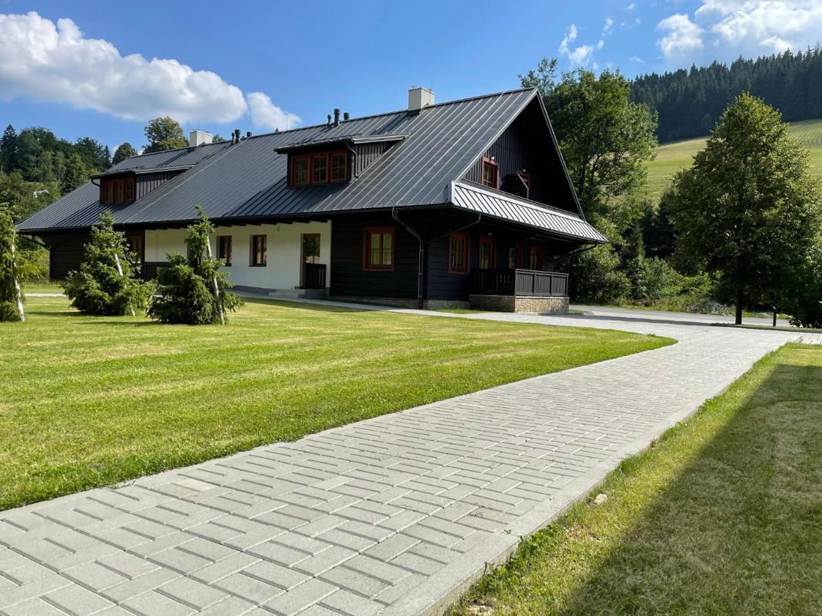 Apartmán NETA Velké Karlovice, Polanský Dvůr Exterior foto
